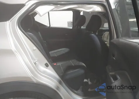 2019 Nissan Kicks Sv z USA, uszkodzony, nr VIN 3N1CP5CU0KL483759